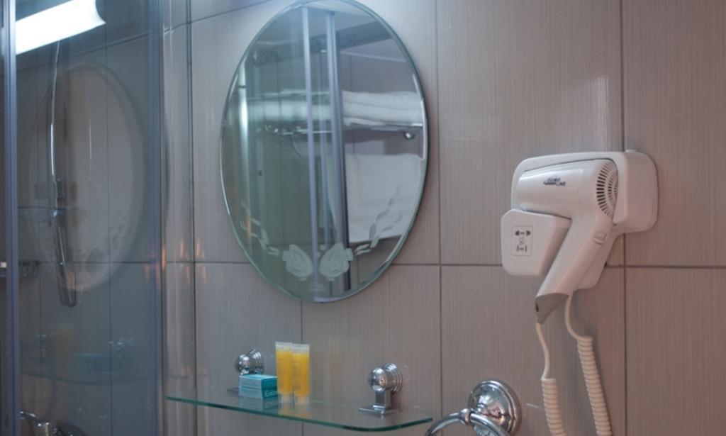 St. George Rent Rooms ラルナカ エクステリア 写真