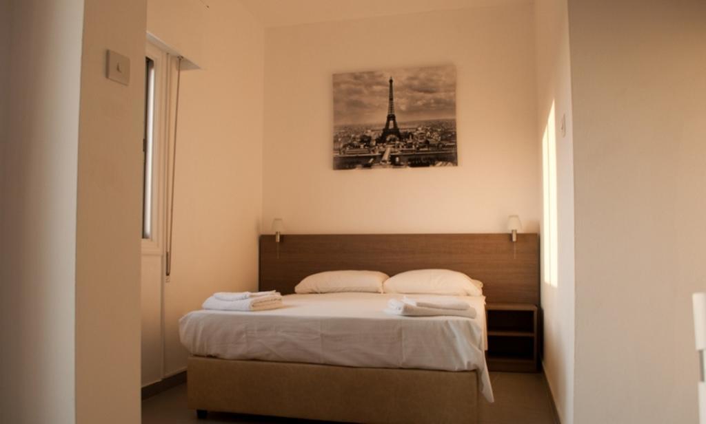 St. George Rent Rooms ラルナカ エクステリア 写真