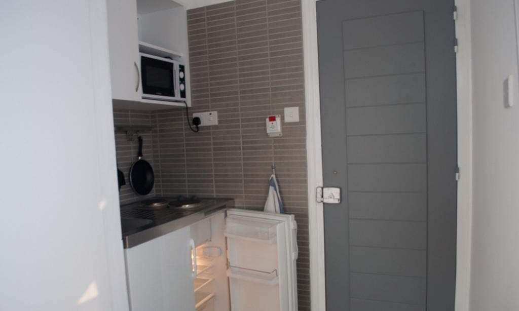 St. George Rent Rooms ラルナカ エクステリア 写真