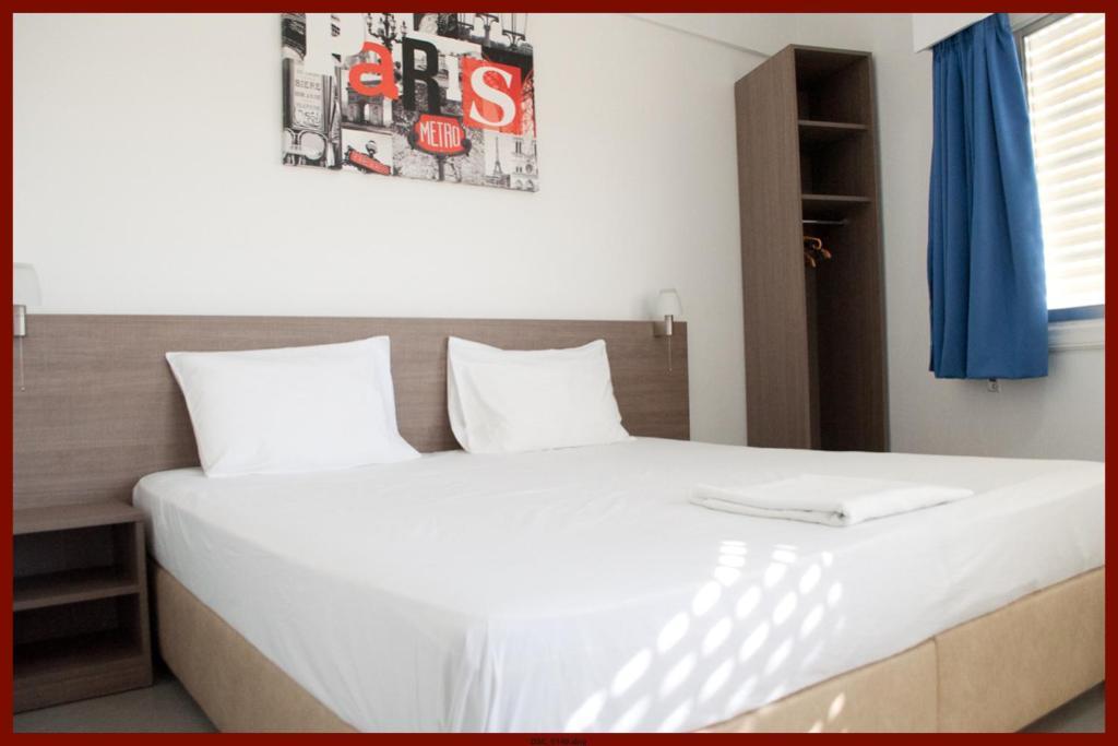 St. George Rent Rooms ラルナカ エクステリア 写真