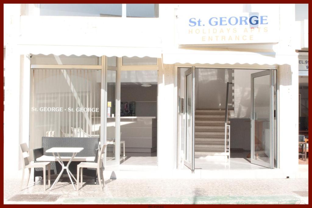 St. George Rent Rooms ラルナカ エクステリア 写真